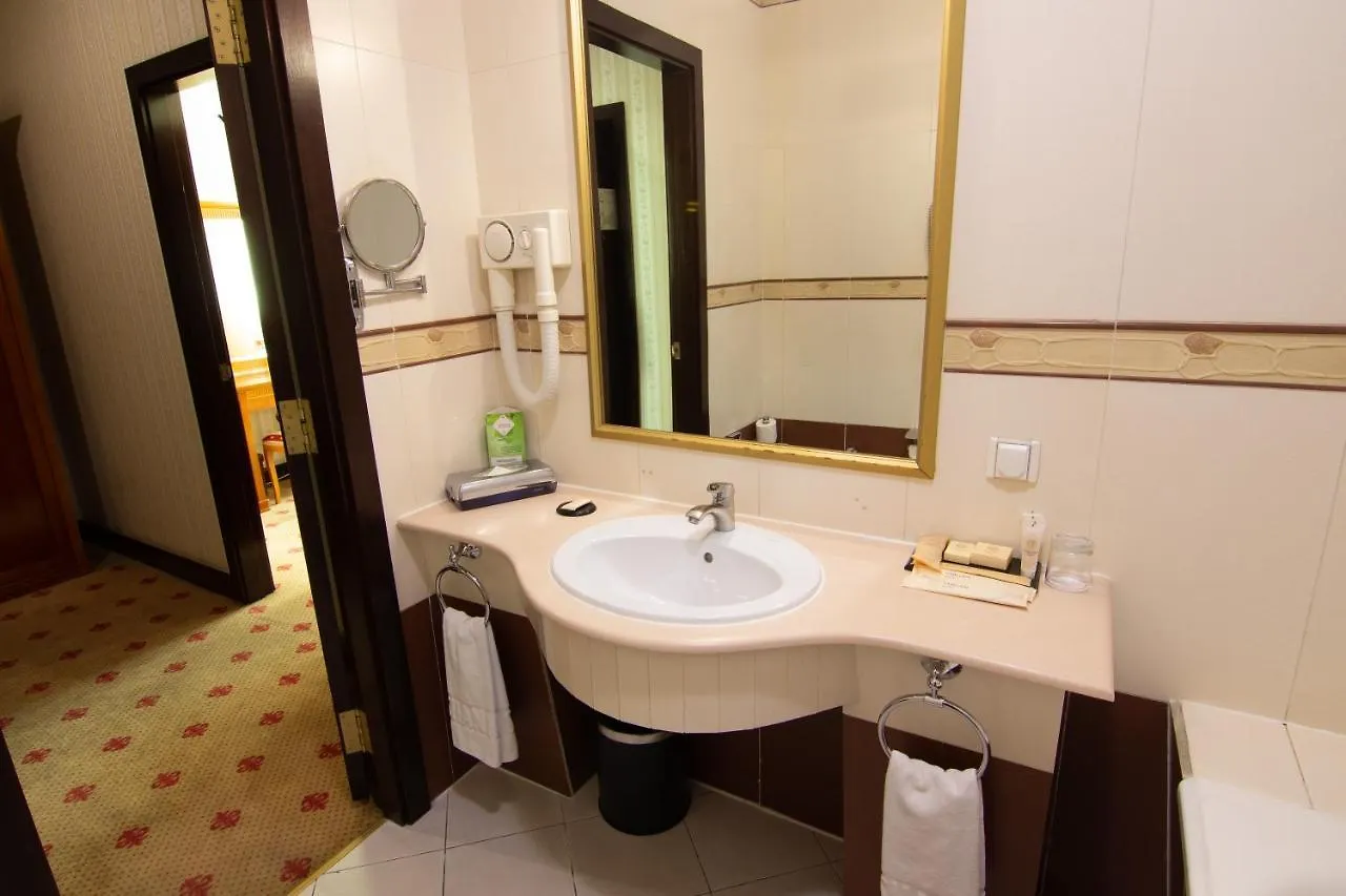 Grand Tien Shan Hotel Alma-Ata 4*,  Kazakstan