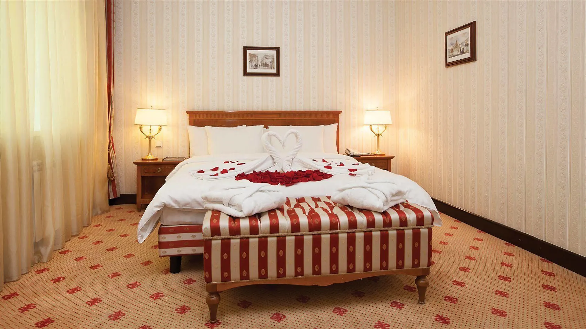 ****  Grand Tien Shan Hotel Almati Kazahsztán